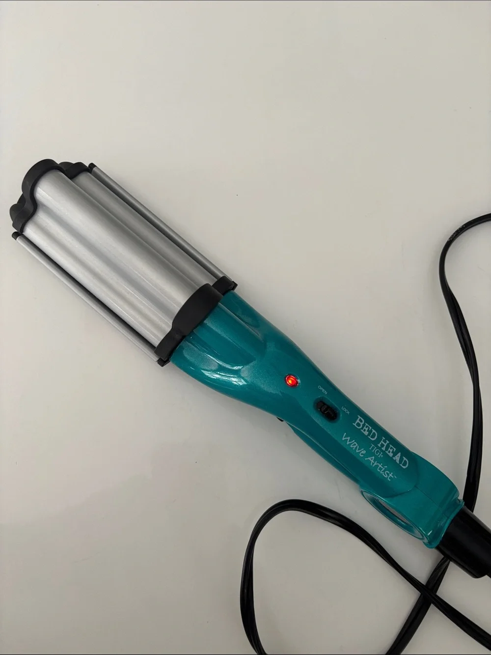 TIGI Bed Head Wave Artist in Teal Blue
